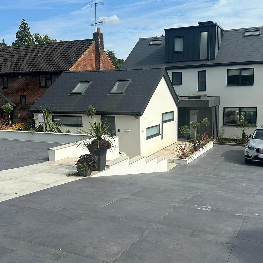 Front driveways and landscaping complete on a project in Felden